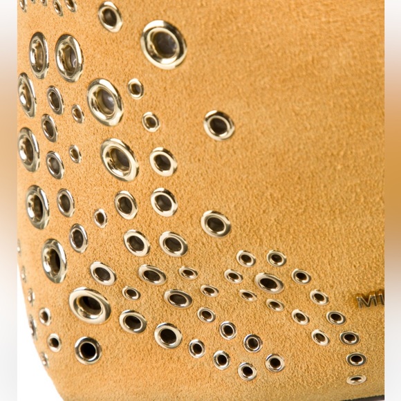 Michael Kors BRAND NEW Crossbody Bucket Bag MIC234204 - Picture 6 of 6